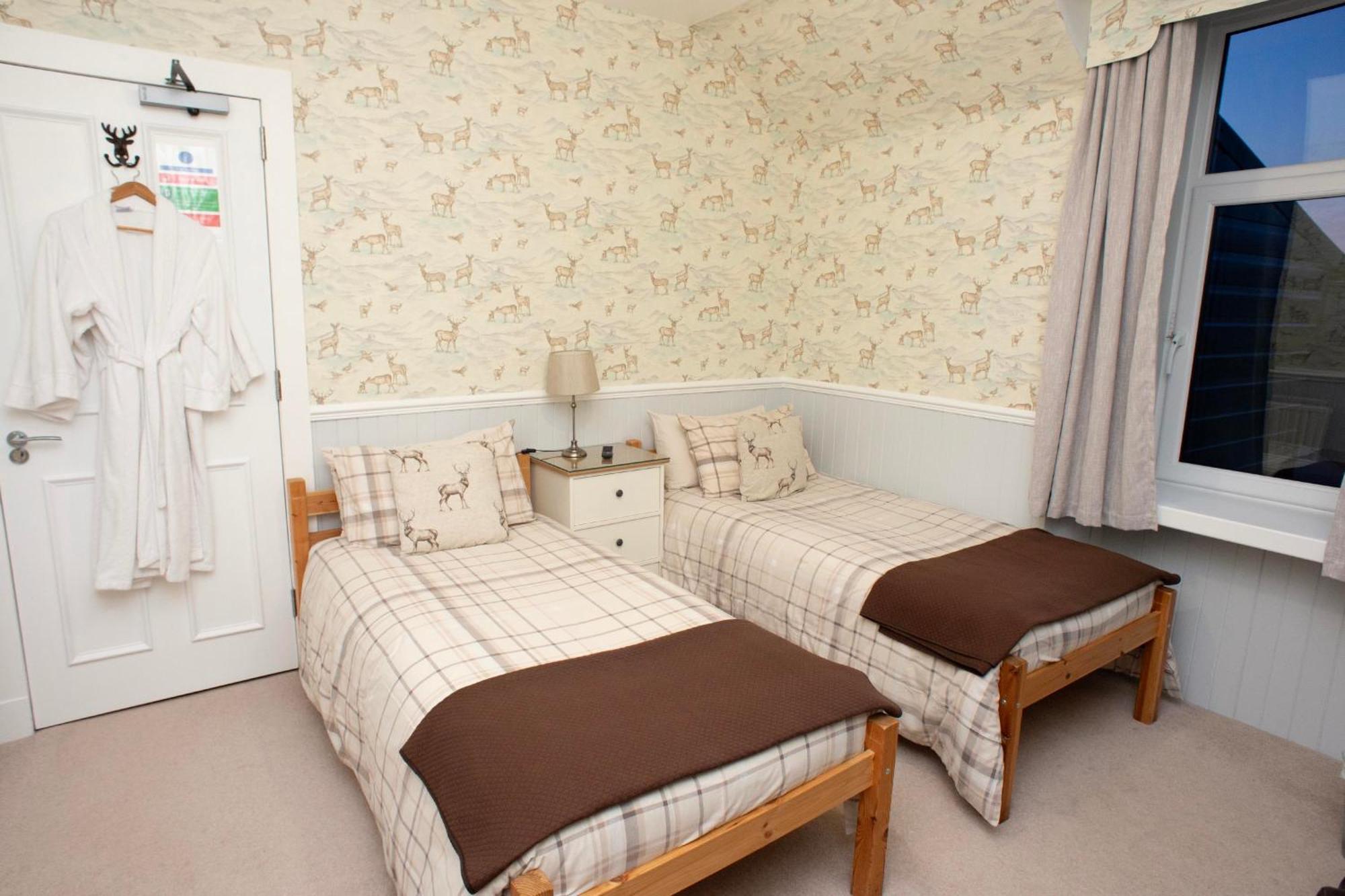 Dunvegan Bed & Breakfast Dufftown Exterior foto